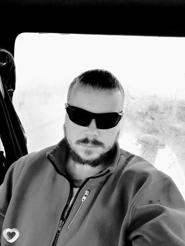 Игорь, 40, Нарьяне-Маре — анкета №980200
