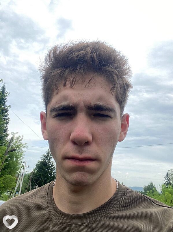 Рома, 21, Новокузнецке — анкета №980432