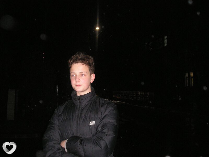 Даник, 20, Москве — анкета №980578