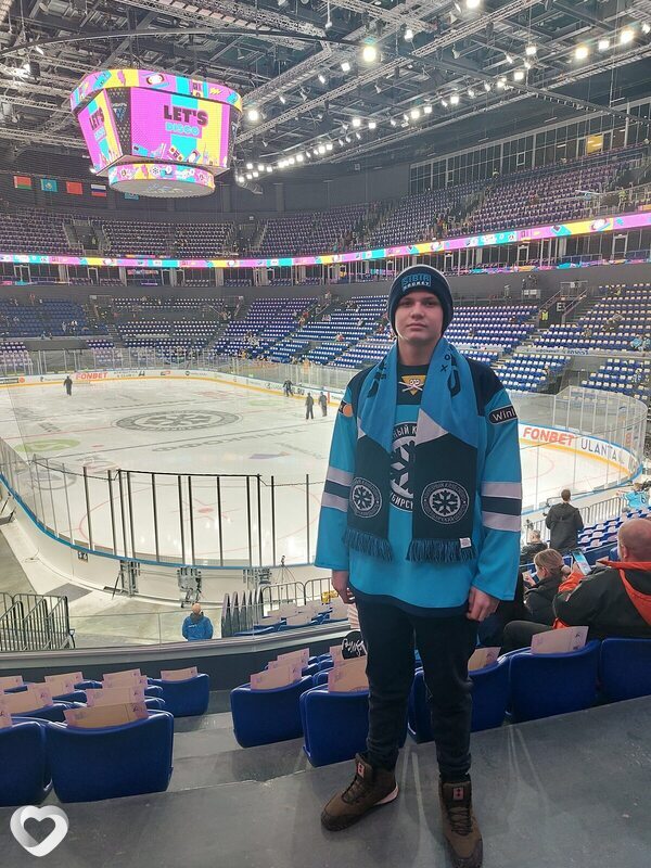 Дмитрий, 21, Новосибирске — анкета №980868
