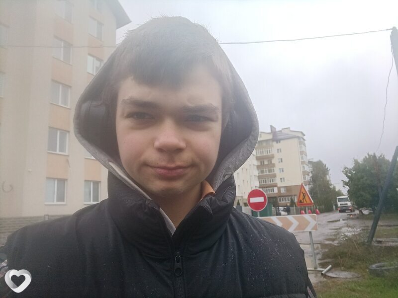 Миша, 20, Днепр — анкета №981541