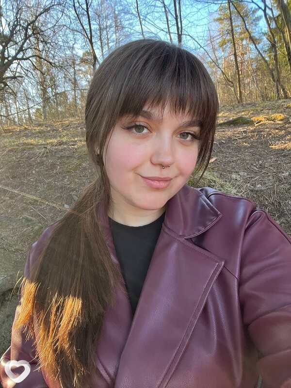 Полина, 24, Омске — анкета №981900