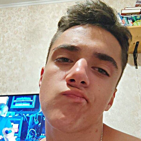 Влад, 20, Москве — анкета №982718