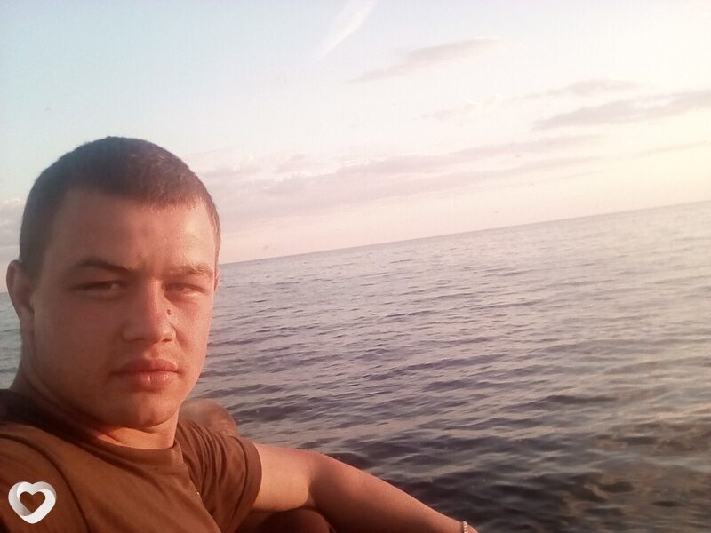 Виктор Кучин, 29, Пскове — анкета №983197