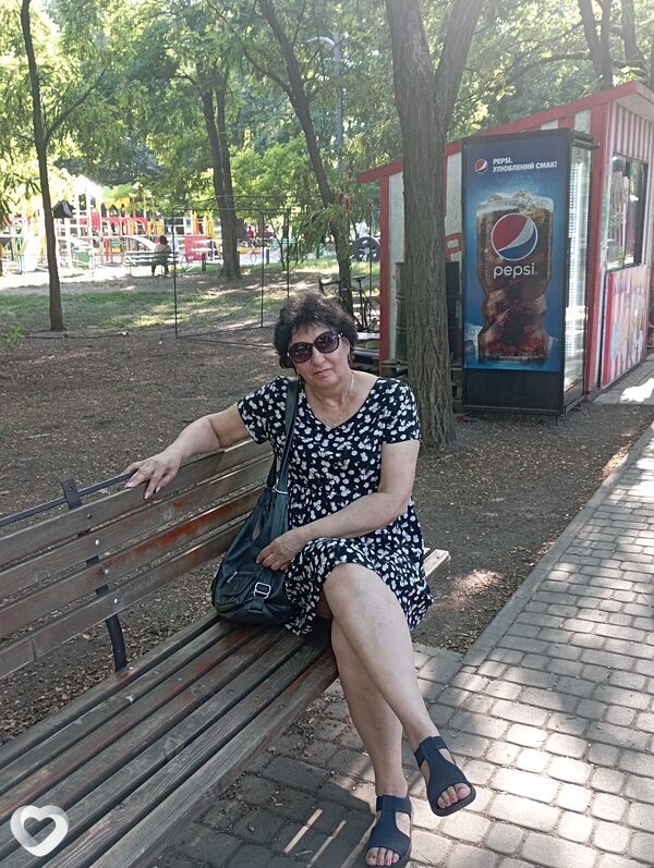 Lara, 63, Павлограде — анкета №983434