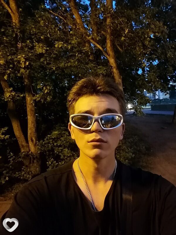 Vlad, 22, Москве — анкета №1307695
