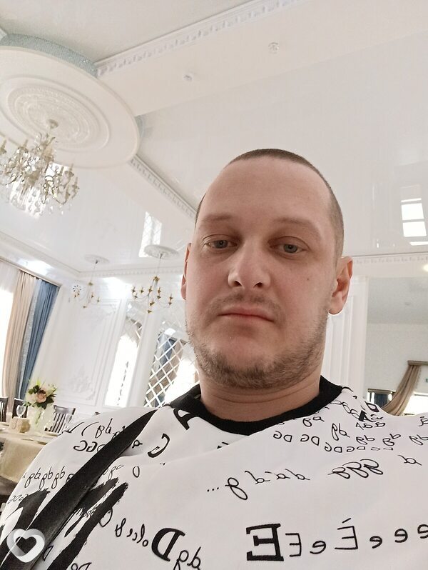 Максим, 38, Донецк (Ростовская Обл.) — анкета №1307709