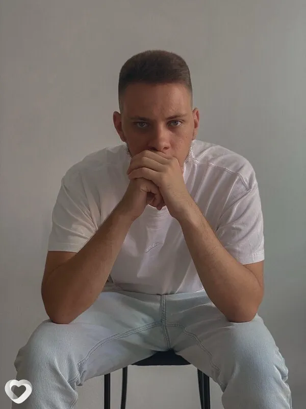 Дима, 27, Москве — анкета №983635