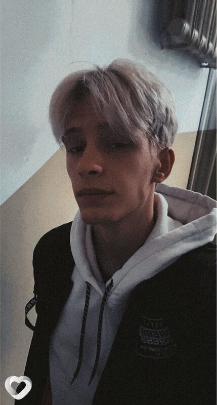 Олег, 23, Москве — анкета №983667