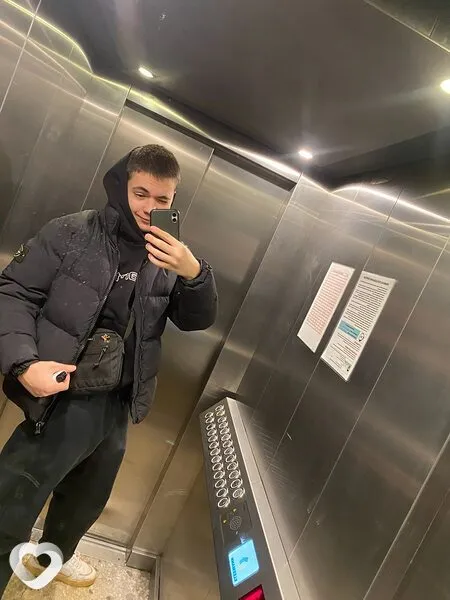 Глеб, 24, Москве — анкета №983823