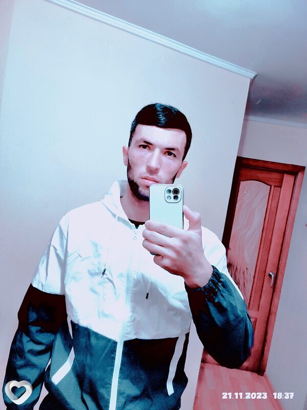 Баха, 26, Москве — анкета №984320