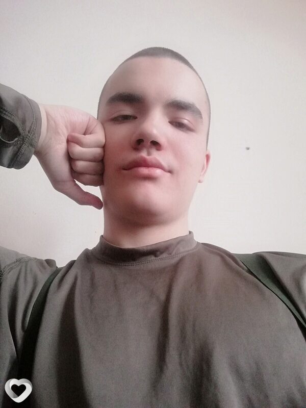 Илья, 22, Волгограде — анкета №985206