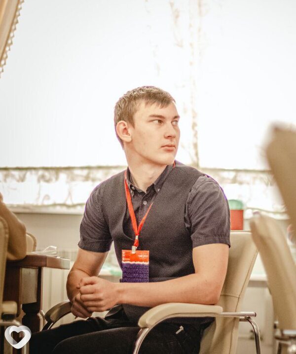 Данил, 20, Москве — анкета №985915