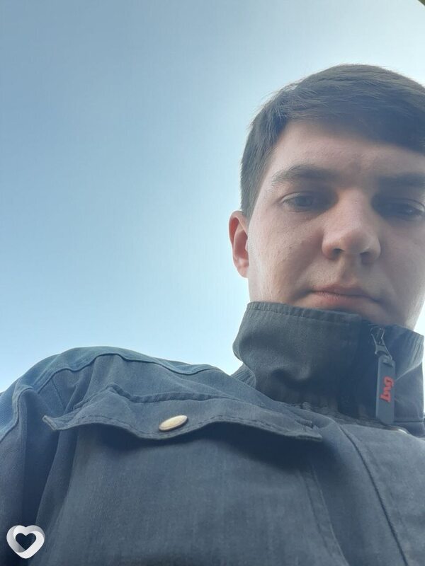 Максим, 28, Сальске — анкета №985884
