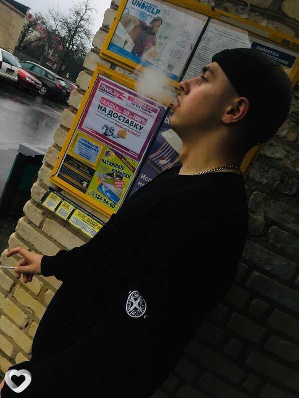Кирилл, 21, Солигорске — анкета №987061