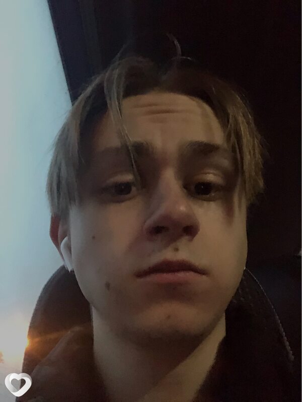 Макс, 22, Москве — анкета №987611