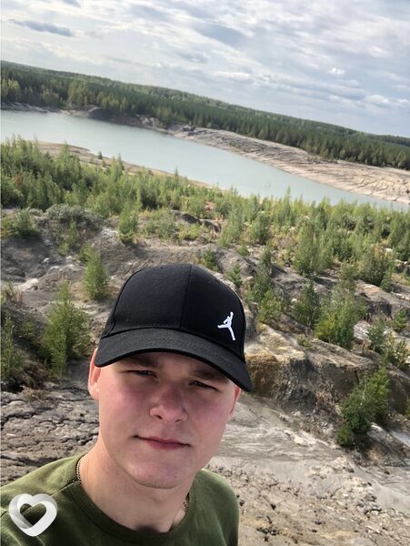 Александр, 22, Екатеринбурге — анкета №987725