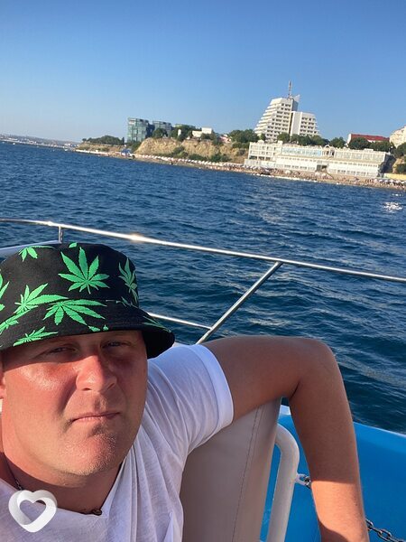 Павел, 31, Саратове — анкета №987816