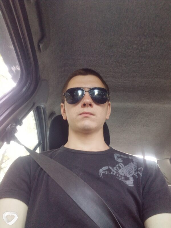 Виталик, 20, Великих Луках — анкета №988503