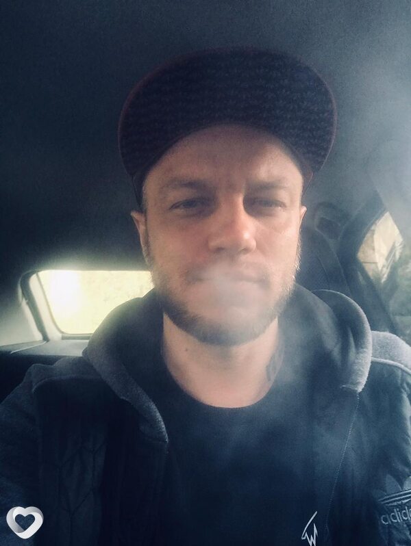 Артёмка, 37, Челябинске — анкета №989383