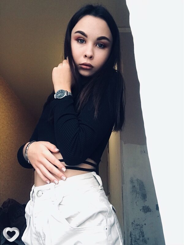 Алена, 22, Ростове-на-Дону — анкета №990541