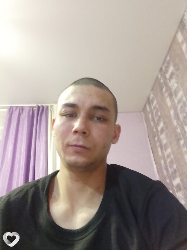 Виктор, 27, Горно-Алтайске — анкета №990861