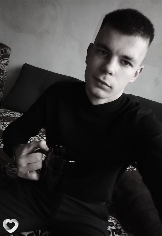Ванёчек, 21, Бийске — анкета №991259