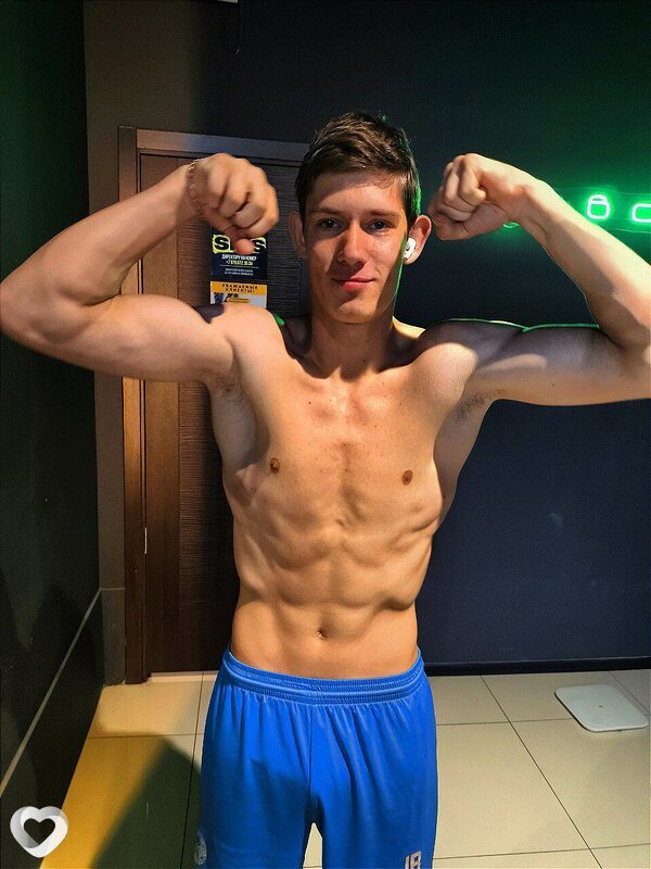 Кирилл, 22, Москве — анкета №991720