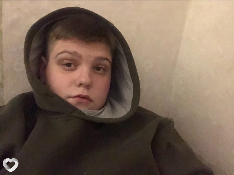 Артём, 21, Пскове — анкета №991840