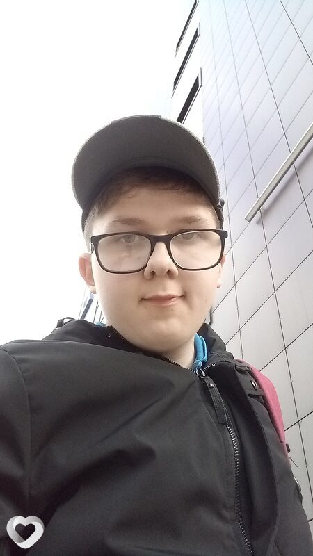 Михаил, 22, Бийске — анкета №991865