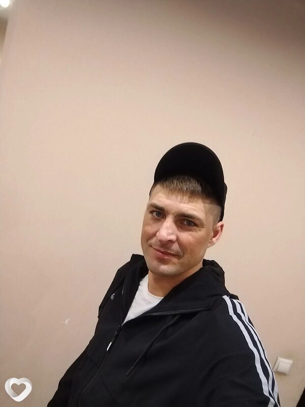 Владимир, 23, Барнауле — анкета №992228