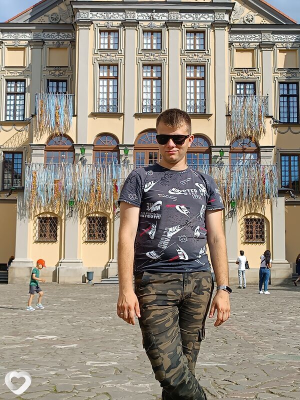 Андрей, 26, Барановичах — анкета №993538