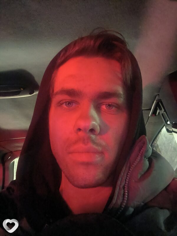 Ярик, 25, Санкт-Петербурге — анкета №994225