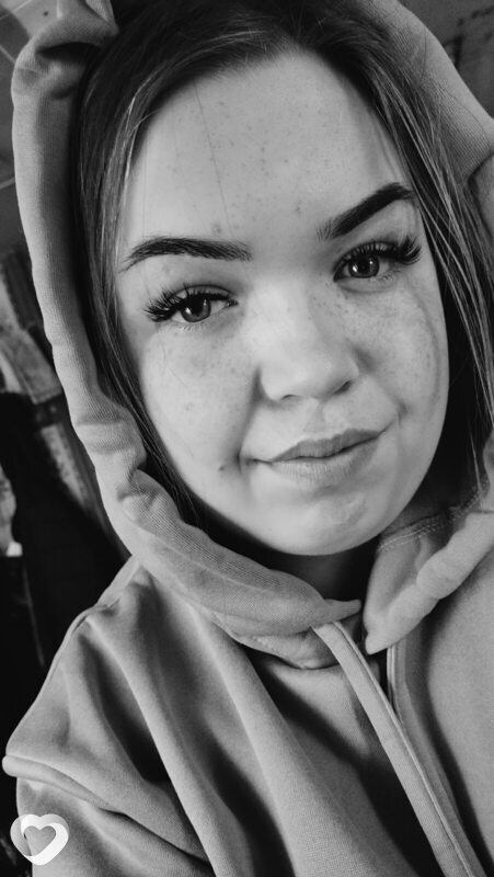 Яна, 23, Рыбинске — анкета №994251