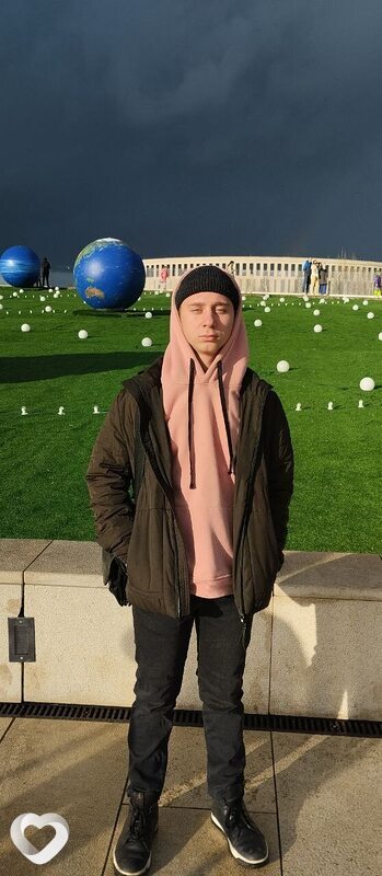 Данил, 22, Москве — анкета №994366