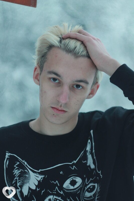 Кузьма, 22, Рыбинске — анкета №995321