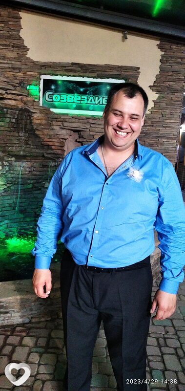 Виктор, 42, Луганске — анкета №995571