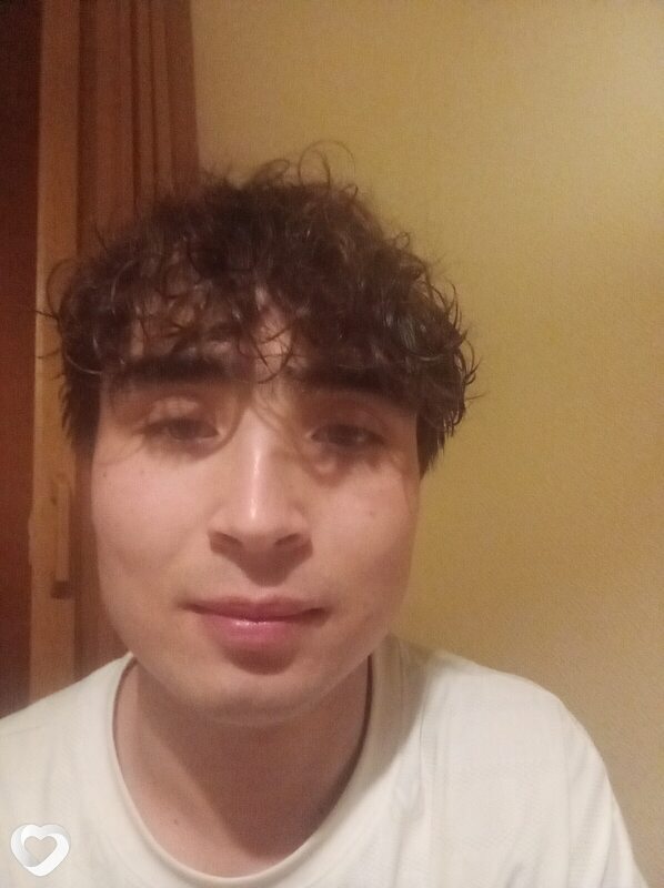 Бек, 22, Москве — анкета №995999