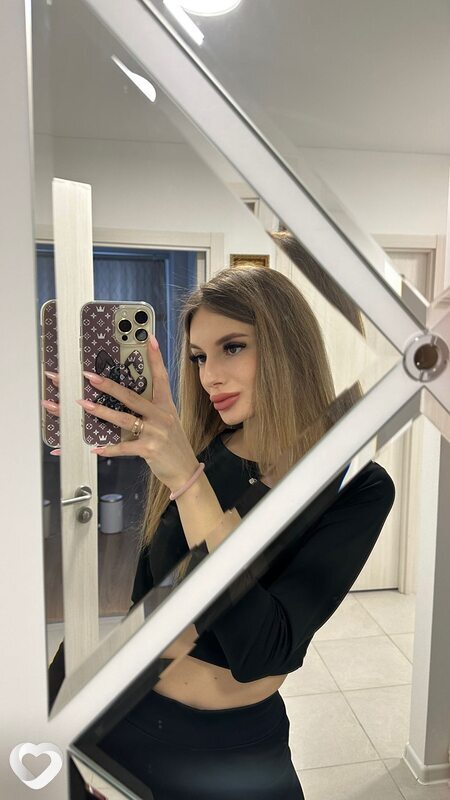 Александра, 25, Балакове — анкета №996760