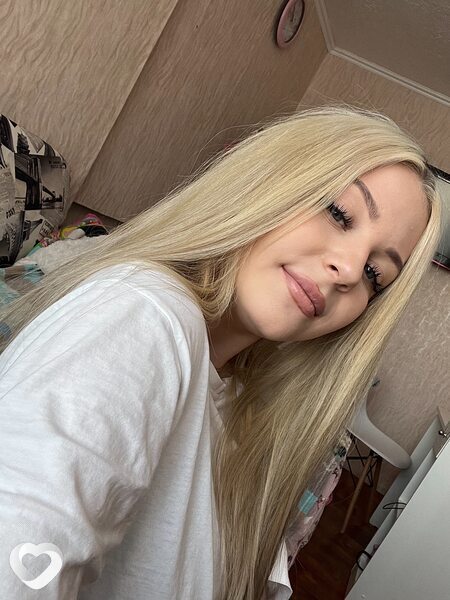 Катя, 22, Томске — анкета №996874