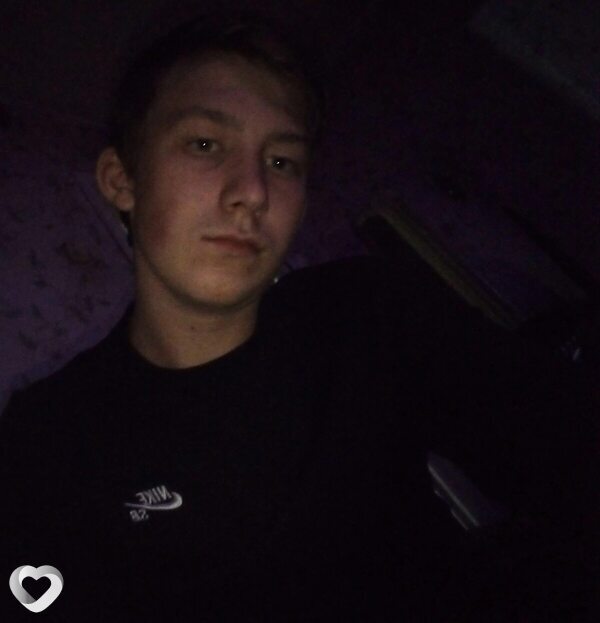 Олег, 23, Алдане — анкета №997119