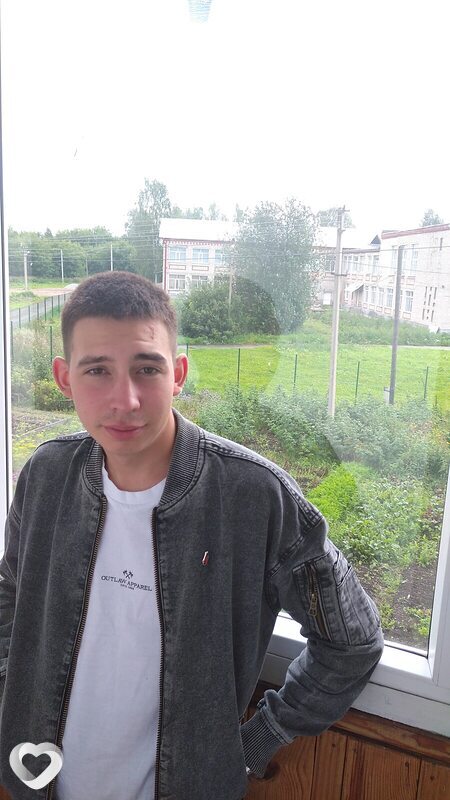 Илья, 22, Екатеринбурге — анкета №997488