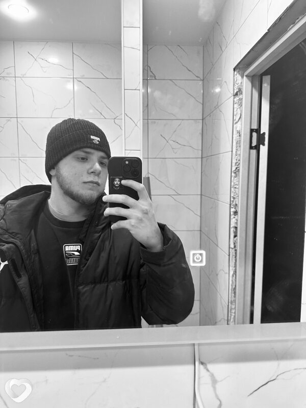 Александр, 25, Краснокамске — анкета №997607