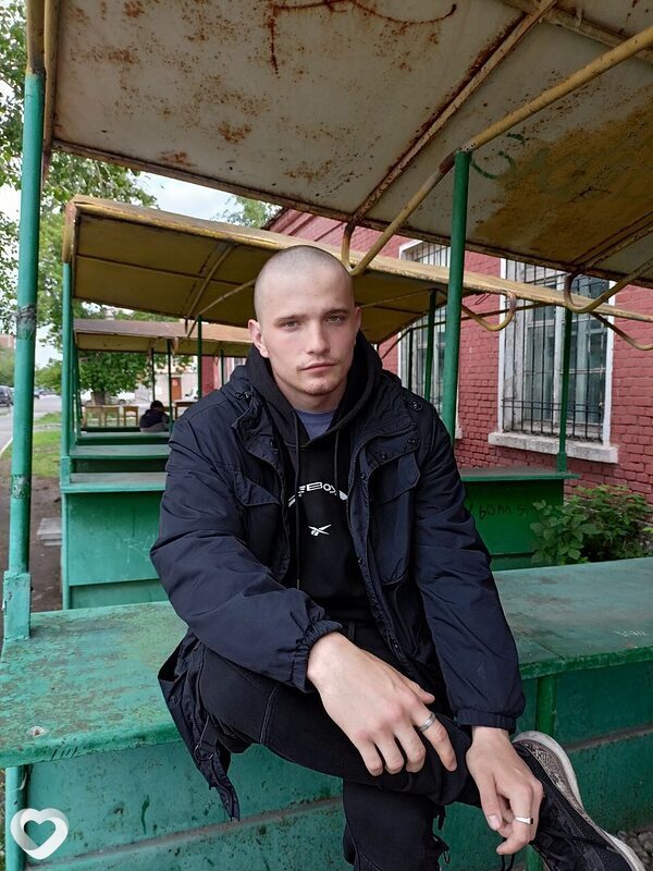 Виталий, 23, Новосибирске — анкета №998109