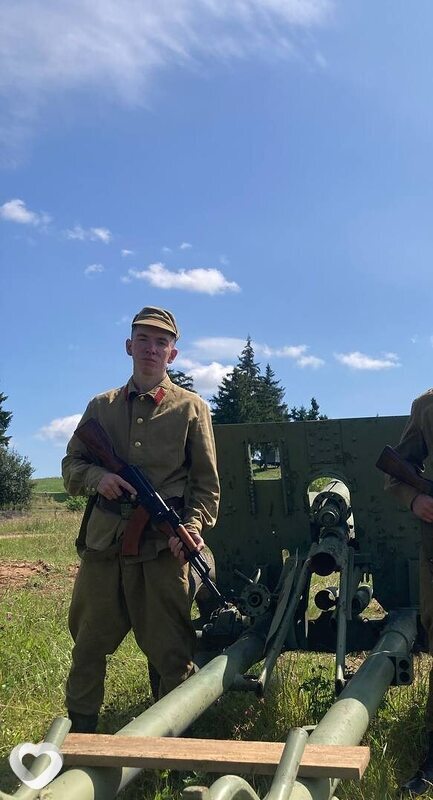 Максим, Хотимск