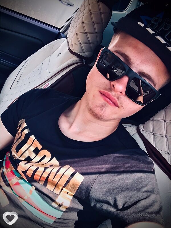 Макс, 23, Москве — анкета №998236