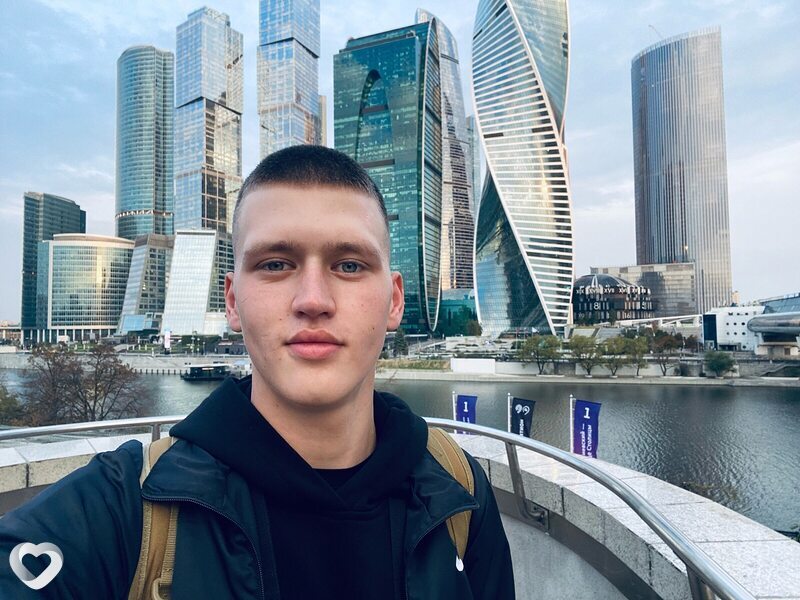 Андрей, 21, Москве — анкета №998413