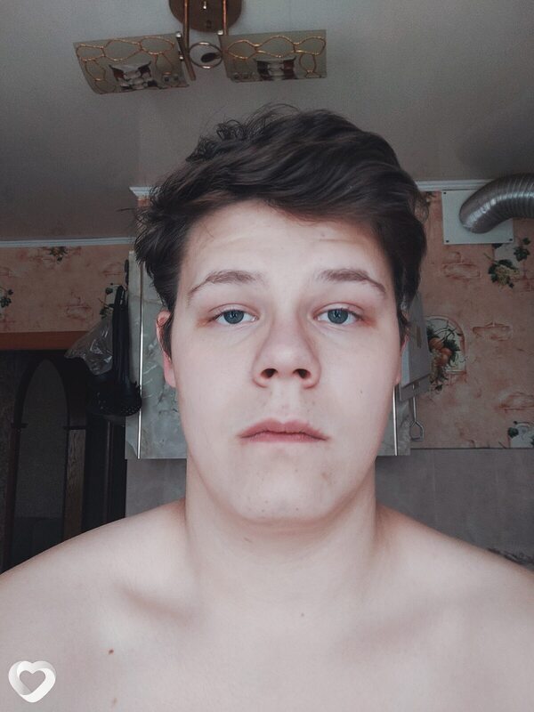 Михаил, 21, Москве — анкета №998569