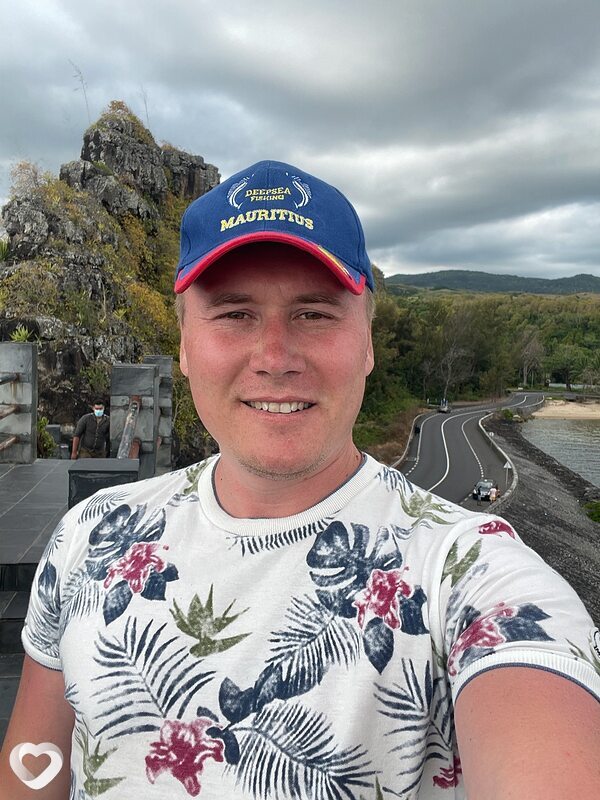 Александр, 38, Екатеринбурге — анкета №998572