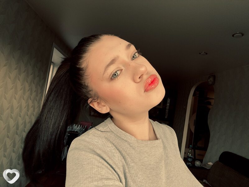 Ксения, 20, Искитиме — анкета №999030